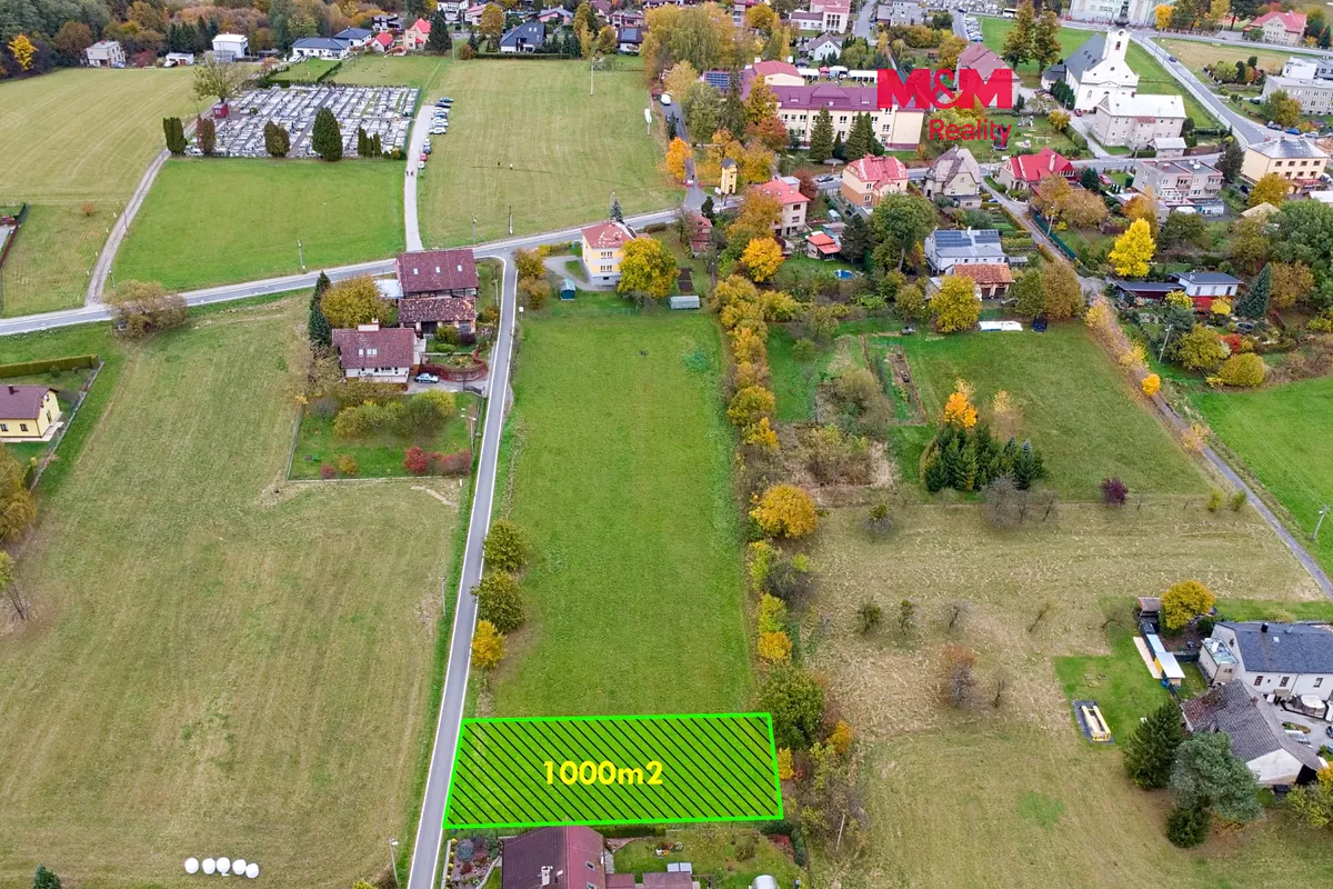 Prodej stavebního pozemku 1000 m²